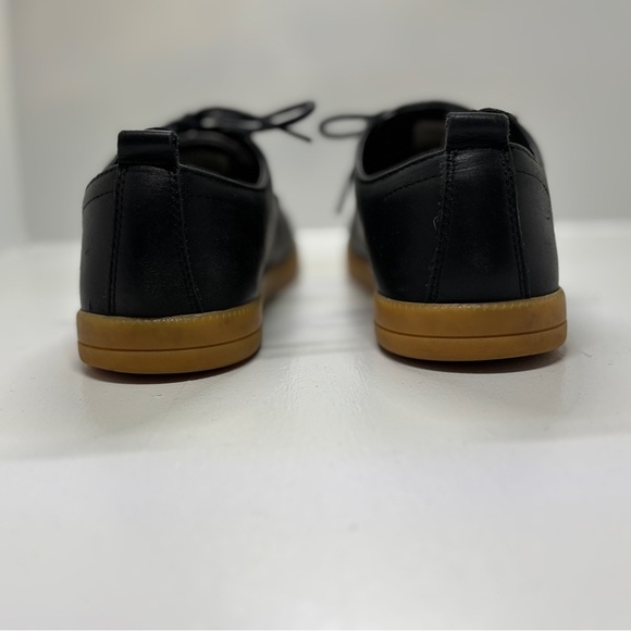 Black Clae Ellington Sneaker men’s size 11 - Picture 6 of 7